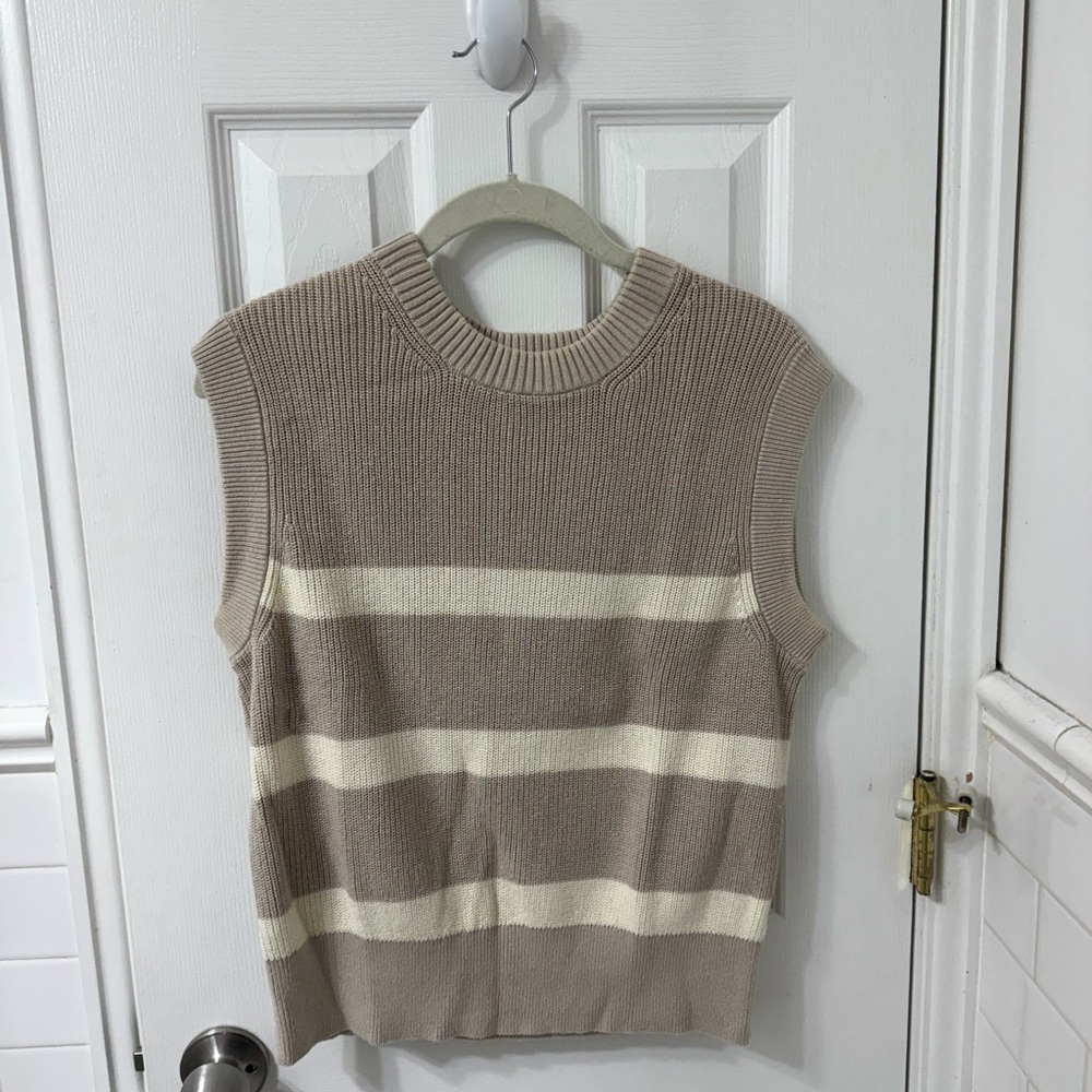 Everlane - Striped Sleeveless Knit Top in Tan and Cream